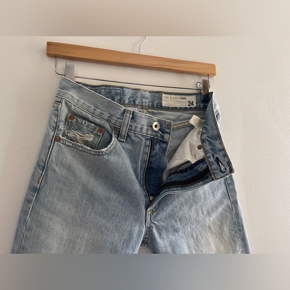 Rag & Bone Size 24 Marilyn Distressed Straight-Leg Jeans, Union Pool - Picture 13 of 16